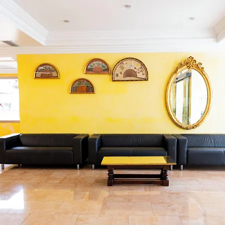 Biniamar Hotel 3*