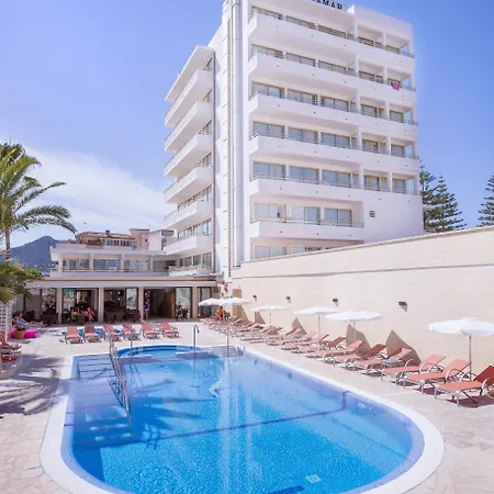 Готель Biniamar 3*